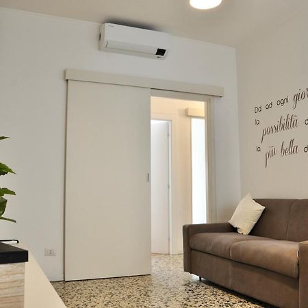 M.Aurelio Light Brown Apartment มิลาน ภายนอก รูปภาพ