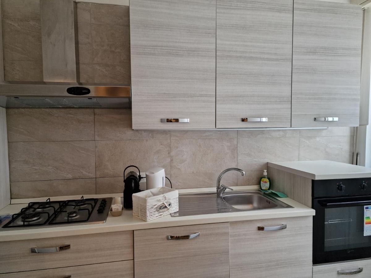 M.Aurelio Light Brown Apartment มิลาน ภายนอก รูปภาพ