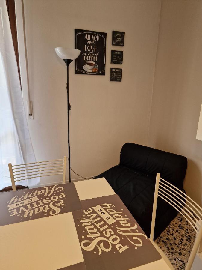 M.Aurelio Light Brown Apartment มิลาน ภายนอก รูปภาพ